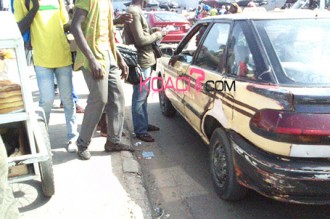Côte d'Ivoire: Pour 200fcfa un chauffeur de taxi écrase un client ! 